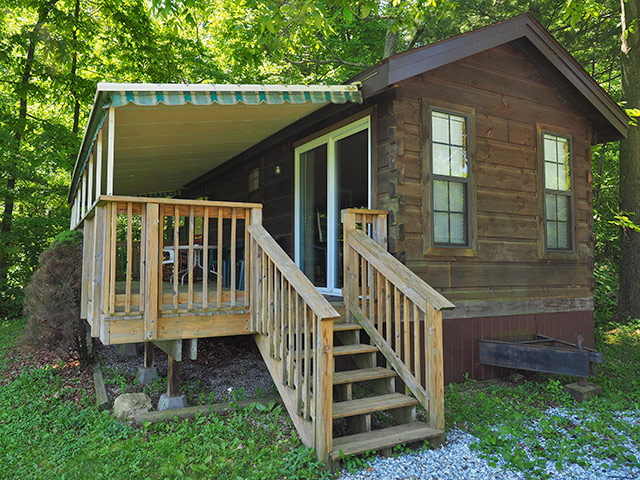 Cabin at Ramblin’ Pines Campground