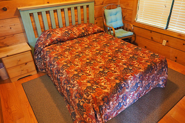 Deluxe Cabin interior at Ramblin' Pines Campground