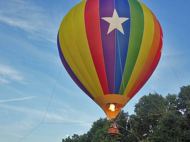 Hot Air Balloons over Ramblin’ Pines Campground