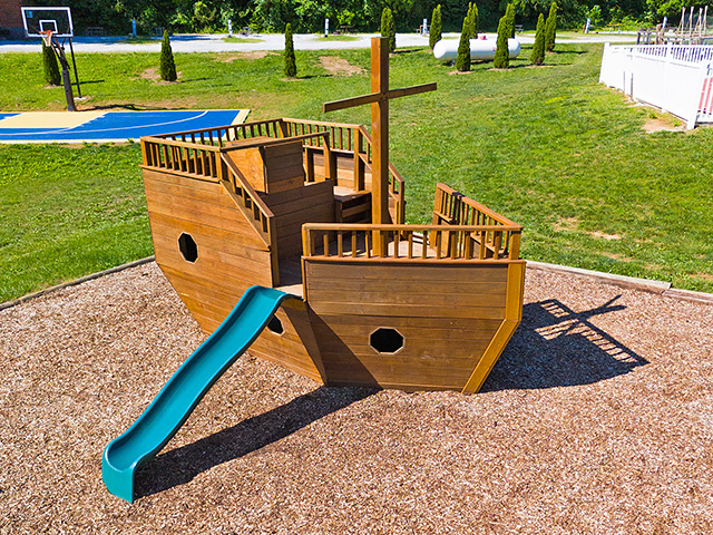 Playground pirate ship at Ramblin’ Pines Campground